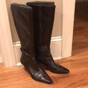 Etienne Aigner brown kitten heel boots